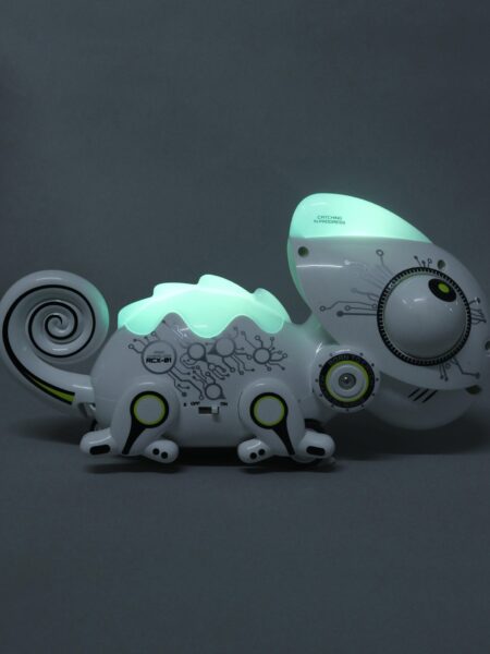 SilverLit Robo Chameleon - White