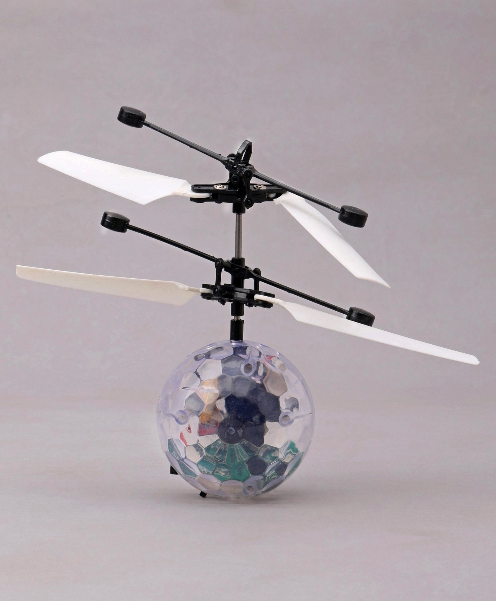 House of Kids Flying Flash Ball Plane with Disco Lights - Multicolor